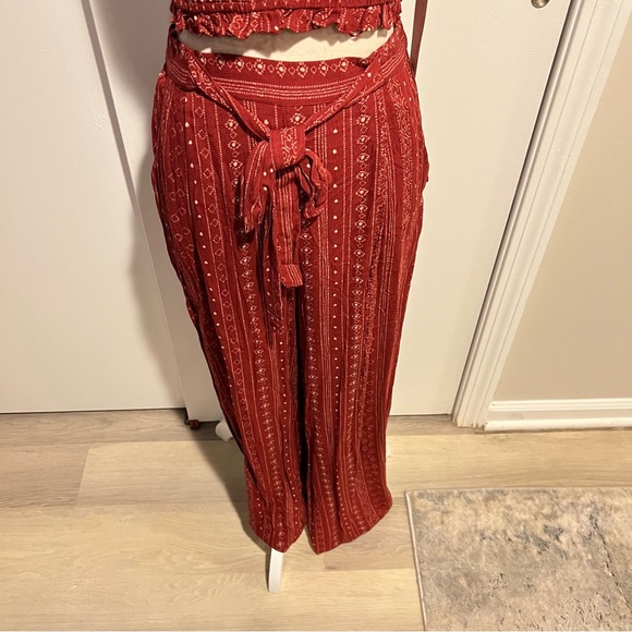 NWT Cotton Candy LA two piece crop top and wide leg pants set - size med… - Picture 2 of 9
